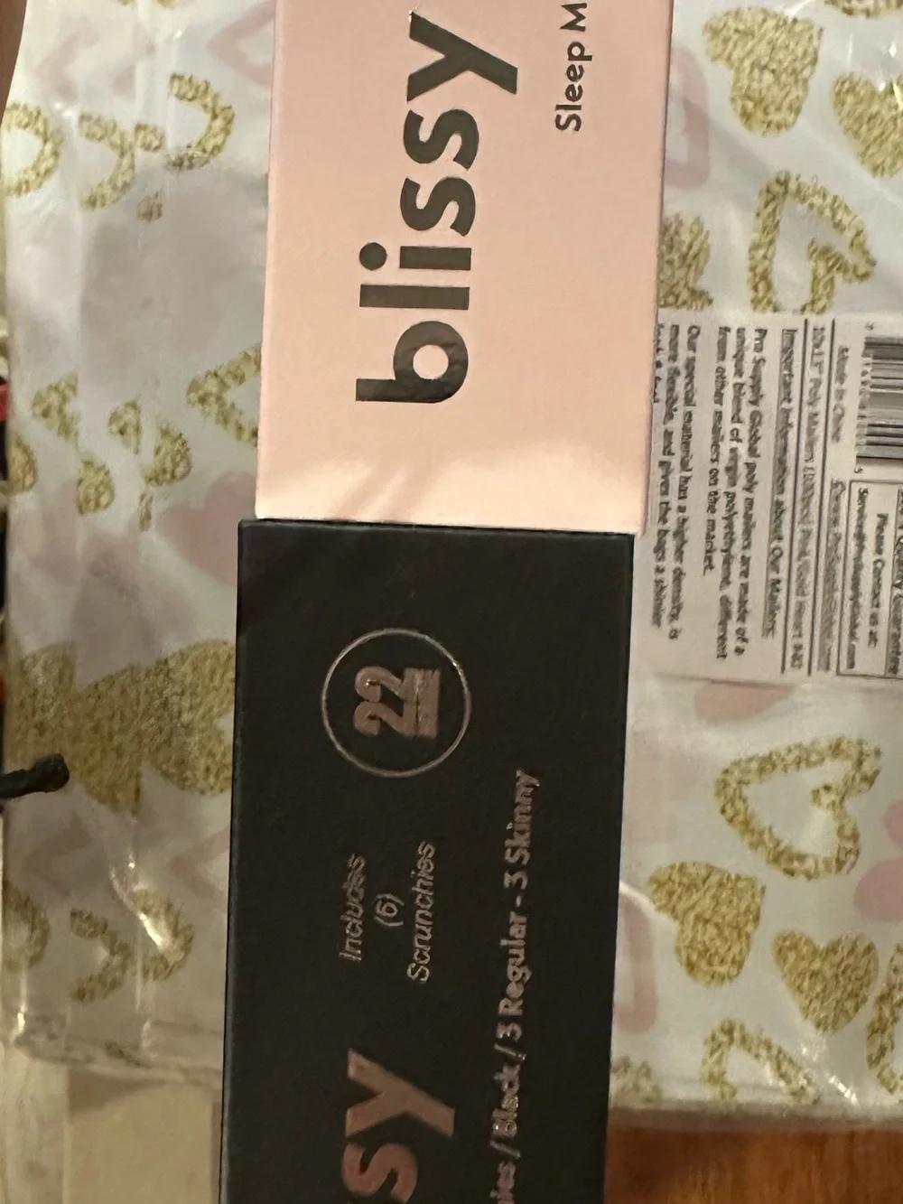 Blissy 100% Mulberry Silk Sleep Mask in Light Pink and 6pc scrunchie set